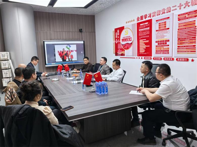 赤峰商会举办好人好事宣讲活动弘扬榜样精神