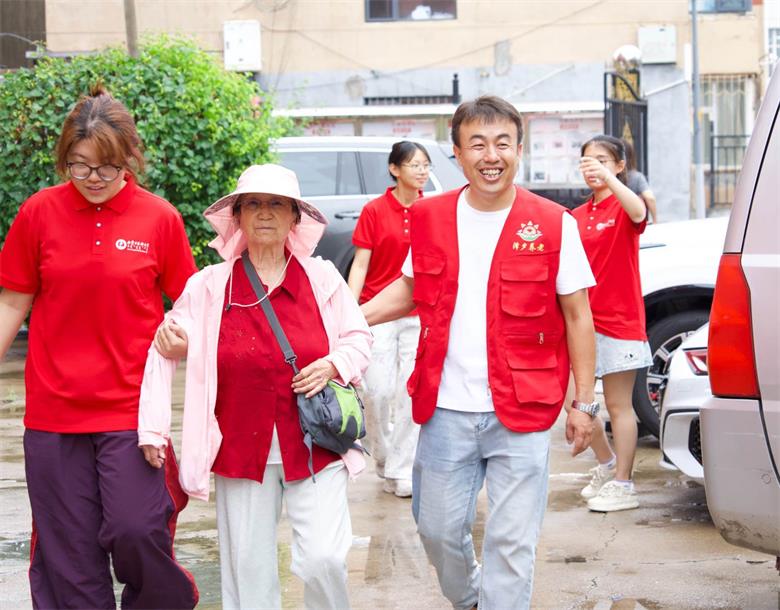  呼市八一路社区党委庆“七一”主题党日活动传承红色记忆，共筑幸福社区